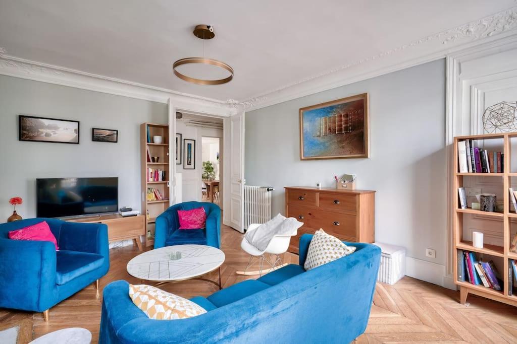 Superbe Appartement A 2 Min A Pied De La Station De Metro Paris Exterior photo